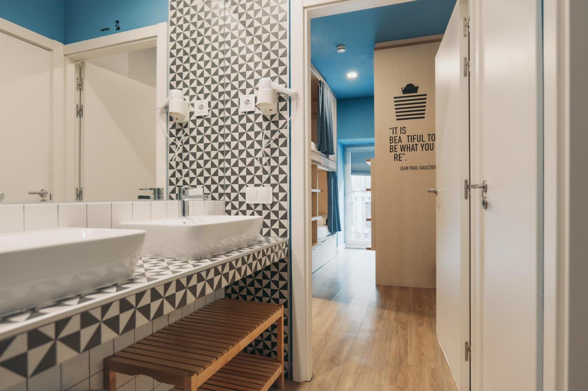 Family Room Private Bathroom